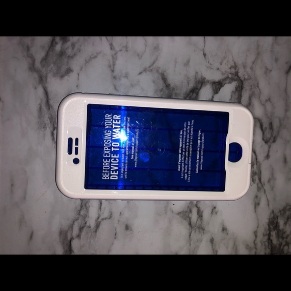 Waterproof iPhone cases - Picture 4 of 13